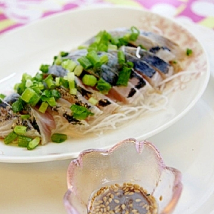 鯵のお刺身をごま油醤油で レシピ 作り方 By ホヌ Honu 楽天レシピ 鯵のお刺身をごま油醤油で レシピ 作り方 By ホヌ Honu 楽天レシピ